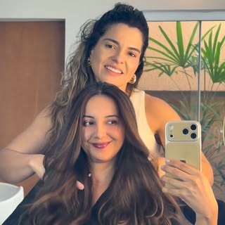 Resultado de um tratamento feito com cuidado, brilho e autoestima ✨🤍
Reposição de massa! 💆🏻‍♀️
@d