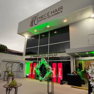 Estamos oficialmente de portas abertas.

O Hospital do Cabelo @emecehair inaugurou sua nova sede, um