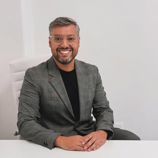“El verdadero éxito radica en la constancia, el esfuerzo diario y la pasión por lo que haces sin imp
