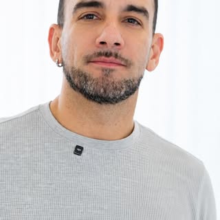 A los 8 meses, @chrisocaranza volvió a sentirse como antes: seguro, feliz, sin esconder nada.

Los r