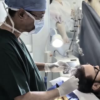 অতিরিক্ত হারে চুল পড়া বন্ধে সবচেয়ে নিরাপদ চিকিৎসা পদ্বতি
Hair PRP Therapy-
পিআরপি থেরাপি ( PRP Thera