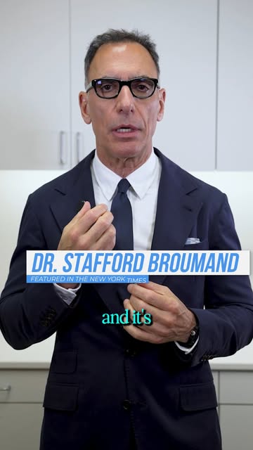 What does a “good” neck lift look like?

It’s not just about tightening loose skin. A well-planned n