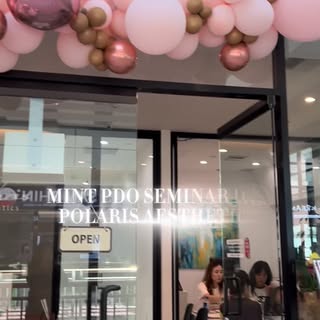 🎓✨ MINT PDO AVAILABLE NOW WITH DR. CHOI AT POLARIS AESTHETICS ✨🎓

Always learning, always growing!
