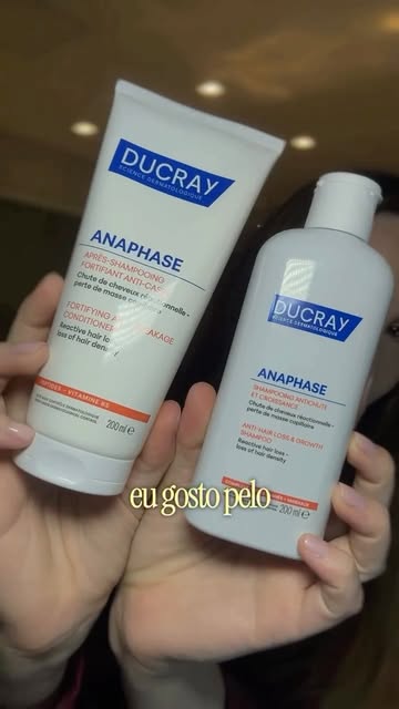Quando o cabelo começa a cair a insegurança bate e o medo de ficar com poucos fios começa parecer po
