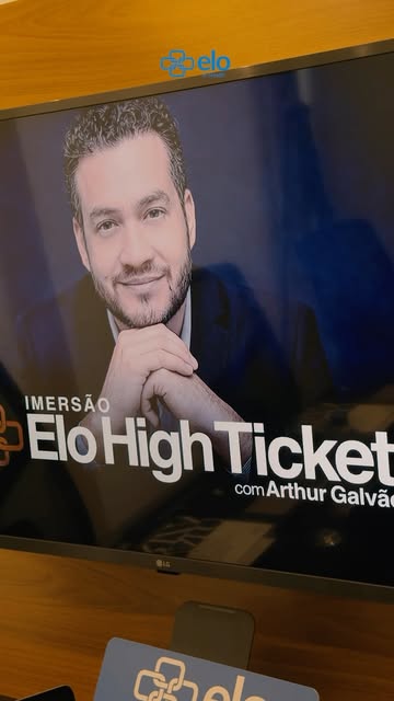 O mercado de alto padrão não é para quem trabalha mais.
É para quem se posiciona melhor.

O Elo High