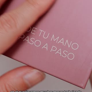¡Por fin podemos contarlo! 🥹🩷

Hoy presentamos el primer cuaderno de acompañamiento oncológico 🫶�