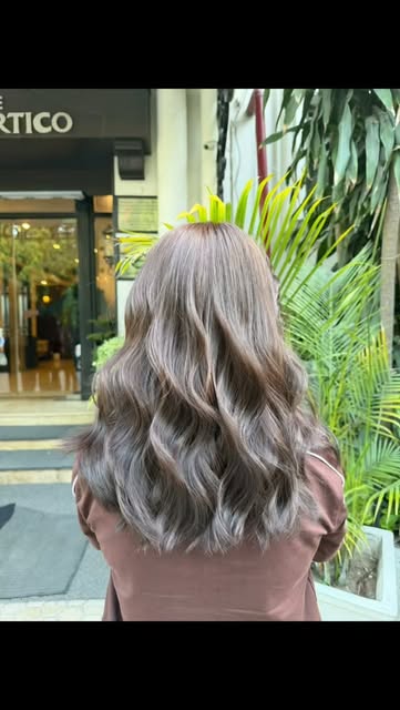 Version of global.#lorealprofindia
