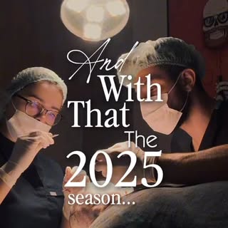 2025’te Wealth Hair Clinic’te sadece saç ekimi yapmadık;
yeni başlangıçlara, özgüvene ve mutlu anıla