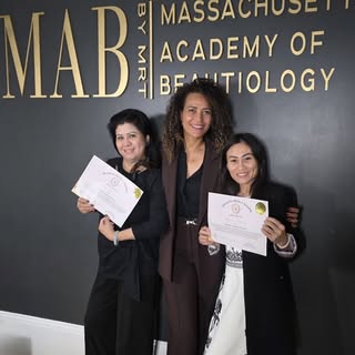 We’ve wrapped up another class of the PMU Course – 100 hours of dedication, practice, and transforma