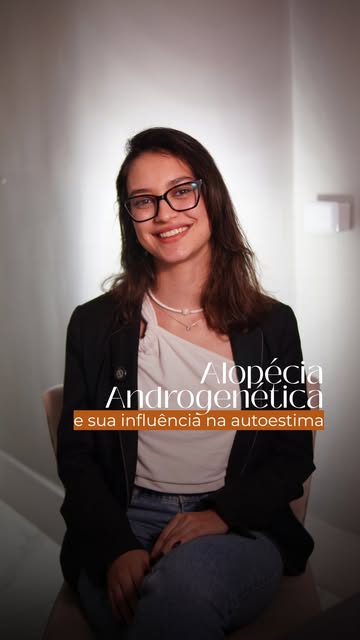 Receber um diagnóstico de queda de cabelo nem sempre é fácil.

A Talita chegou assustada, sem saber 
