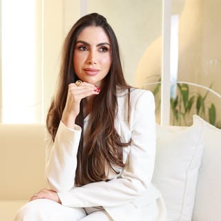 Para mim ser uma boa dermatologista especialista em tricologia e gerenciamento do envelhecimento vai