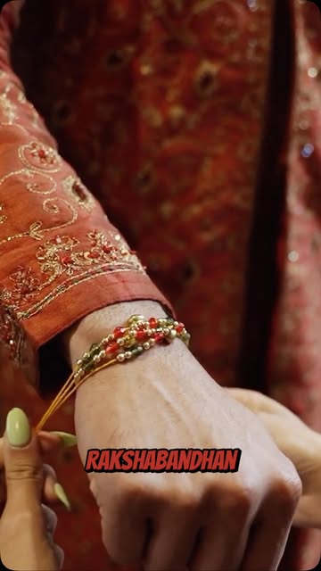 ✨ Raksha Bandhan is around the corner, and it’s time to get your skin festive-ready! 💖

At ClearSki