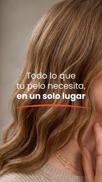 Todo lo que tu pelo necesita, en un solo lugar y con un equipo que te acompaña desde el primer paso.