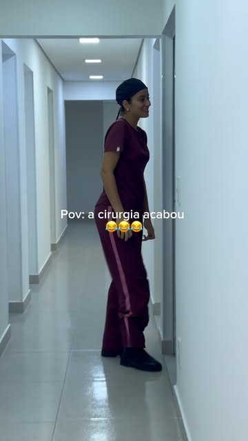Os bastidores que ninguém vê 😂 (mas as vezes o marketing pega no flagra 😂).
Amo o que faço e faço 