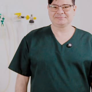 A Alopécia Androgenética é uma doença evolutiva. Quanto menor for a sua calvície, mais bonito e natu