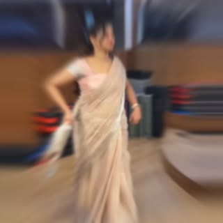 Unstoppable in every fabric❤️🔥
#sareegym #fitnessinsaree #gyminspiration #sareelove #womenempowerme