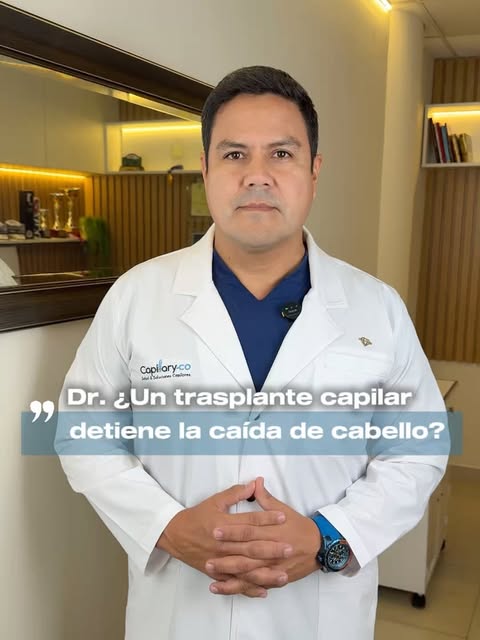 Un trasplante capilar puede recuperar el cabello perdido, pero no detiene la alopecia.

El Dr. Luis 