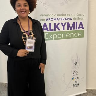 ✨ALKYMIA EXPERIENCE - Aromaterapia baseada na ciência! 🧪 

Me sinto privilegiada por estar em const