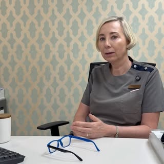 Hay una diferencia clave entre corregir y prevenir en medicina estética. ✨

En este reel, la @dra_sa