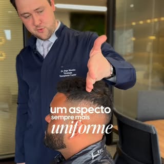 Quando eu planejo um transplante capilar, eu não penso apenas em colocar fios onde falta cabelo.

Eu