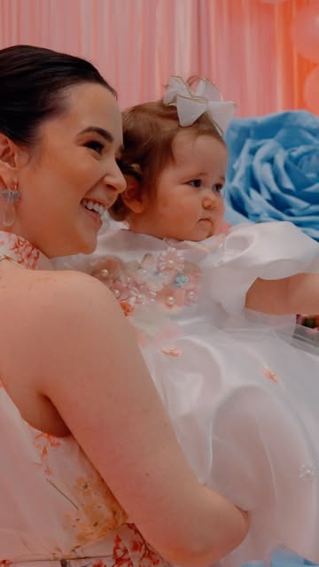 Hoje minha RN completa 13 meses 😱.
A festa de 1 ano já passou, mas eu não poderia deixar de registr