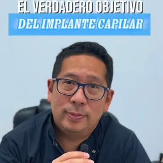 Un buen implante capilar no busca cambiar tu imagen. Busca que vuelvas a verte como vos. 👨‍⚕️

Cada