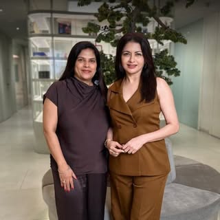 Less is more. Graceful ageing is all about enhancing, not changing. 

Bollywood icon Bhagyashree cho