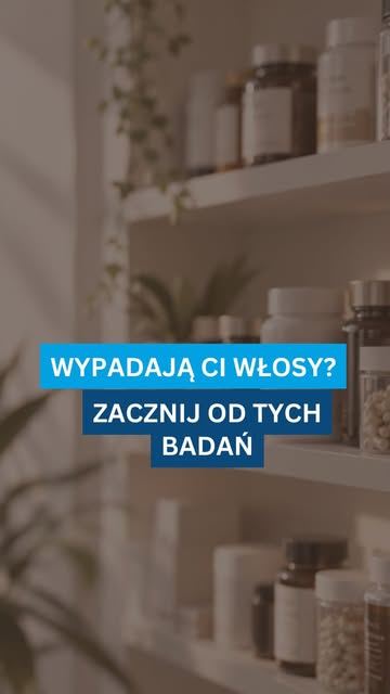 Zaczyna się niewinnie…

Zostają włosy na szczotce.
Potem na poduszce.
Później już wszędzie.

Robisz 