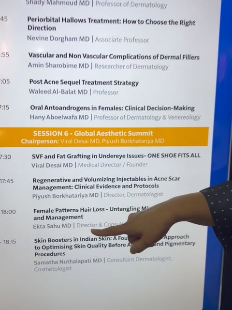 @dubaiderma — and a moment of pride! 🇦🇪✨

Honoured to deliver my talk on “Female pattern hair loss