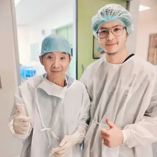 One of my inspiration from the 7th AAHRS 🙏🏻

Dr. Jerry Wong is Canadian and received his medical t