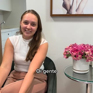 Se assim como a Bárbara você quer mudar sua autoestima e acabar com a queda de cabelo, comente “eu q