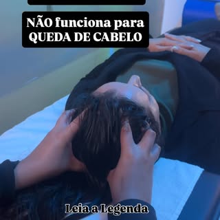 Óleo de alecrim NÃO funciona para queda de cabelo… se você estiver usando de qualquer jeito. 🌿

O a