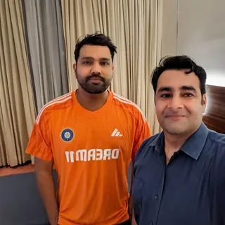What an incredible time it's been! I had the privilege of meeting the cricket icons - @rohitsharma45