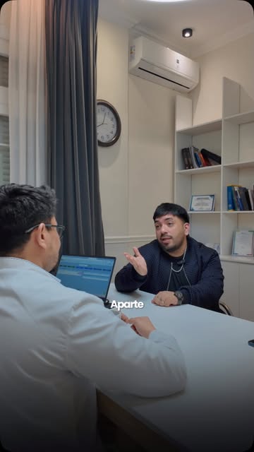¿La falta de sueño, el estrés o una mala alimentación pueden influir en la caída del cabello? 👀

Ez