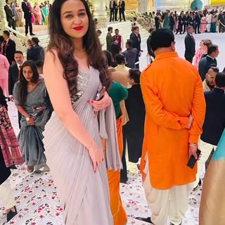 What an unforgettable evening! My husband and I had the honor of attending the wedding reception of 
