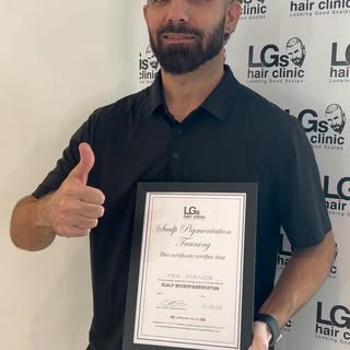 Scalp Micropigmentation Course 

Why train with us? 🎓✍🏽

With over 14 years of industry experience