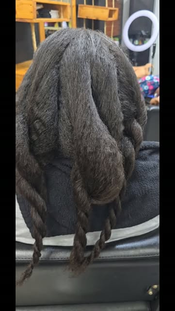 They thought their 4C hair just couldn’t grow… now look at the LENGTH! 

The truth is, your natural 