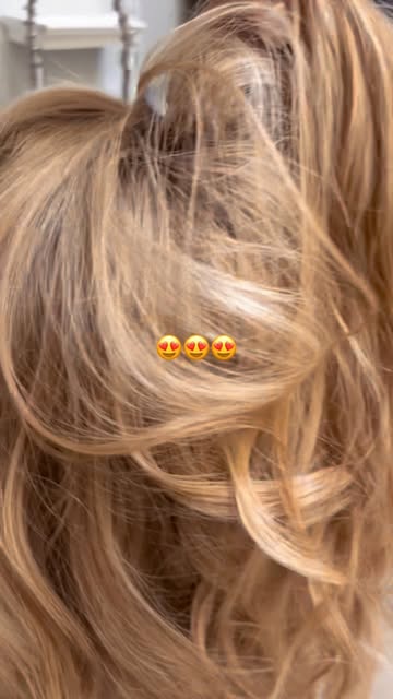 Our system’s are customizable so that you can always feel like you.🫶

#haircolor #blonding #hairsys