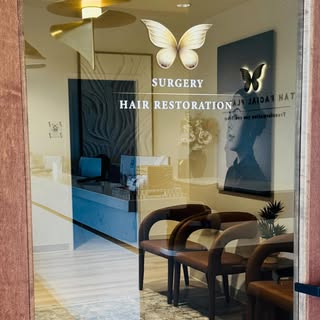 Our newly constructed, state of the art hair facility in Layton features 3 procedure rooms, a relaxe