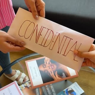 Confidential? Not anymore! We’re spilling the secret to year-round glowing skin 🤫

Meet the Glow Re