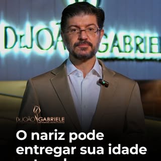 Nesse vídeo o Dr. João fala sobre rejuvenescimento facial,

📞 (14) 99115-0925
🌐 www.drjoaogabriele