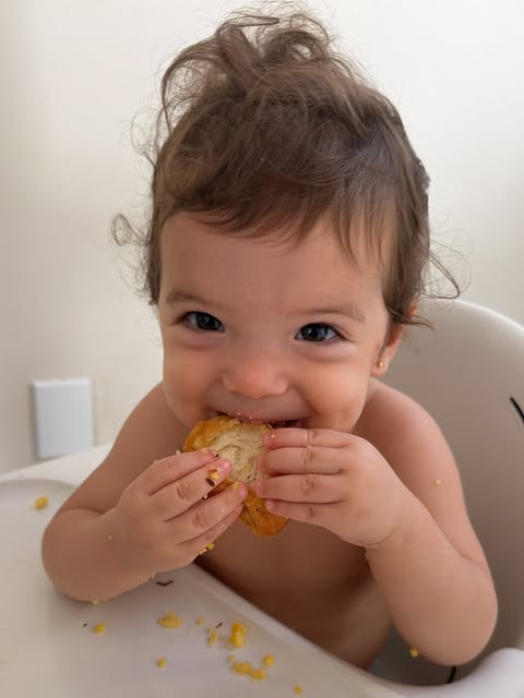 Esse é o mês mais florido da minha casa: meus três amores fazem aniversário.
Minha princesa perfeita