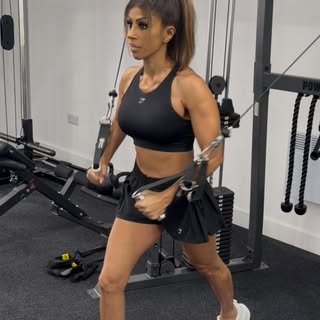 Training has become a non negotiable for me. 💪🏽
Running a business is hectic, but training keeps m