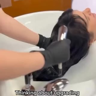 ✨ Ready to level up your salon experience?

If you’re still treating shampoo & conditioning as “just