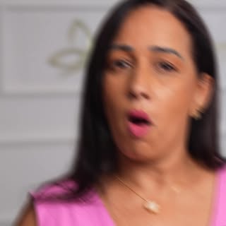 Você sabe quando  procurar um tricologista? 🧑🏻‍⚕️

Se você percebeu queda de cabelo acima do habit