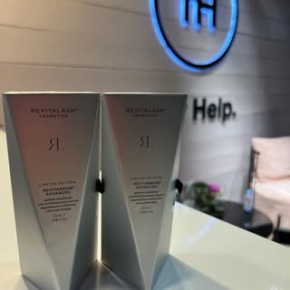 Revitalash Revitabrow Advanced Limited Edition - Революційна сироватка для росту брів 🔝
Лімітована 