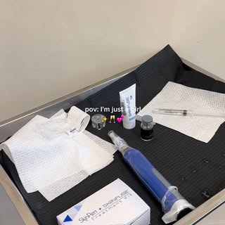 ✨ SkinPen Scalp Microneedling with Exosomes 

Step 1: We start by cleansing and prepping the scalp f