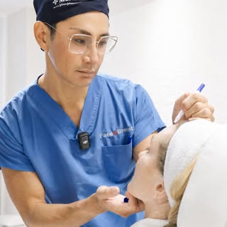 Considering a facelift often comes with a few questions:

“Will it look natural?”
“Will the incision