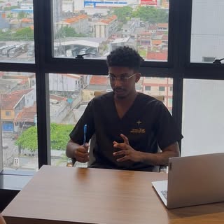 Ouvir cada indivíduo é fundamental para alcançarmos o resultado ideal. Entender suas dores, expectat