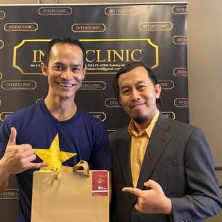 Hair Transplant Journey 😁

patient name's : Pablo Amirul. 

for more info about Hair Transplant can